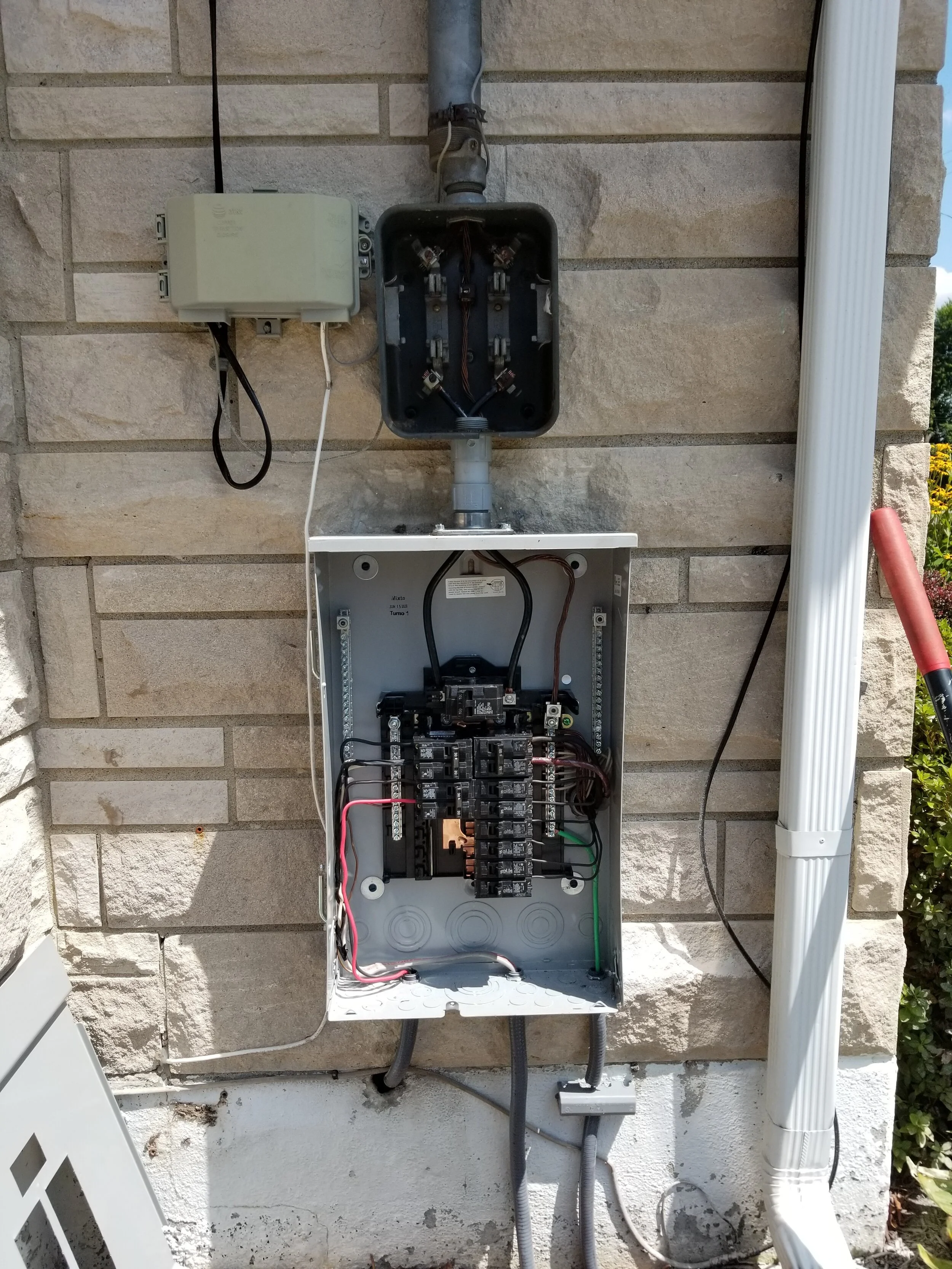 Newman Electric job site photo